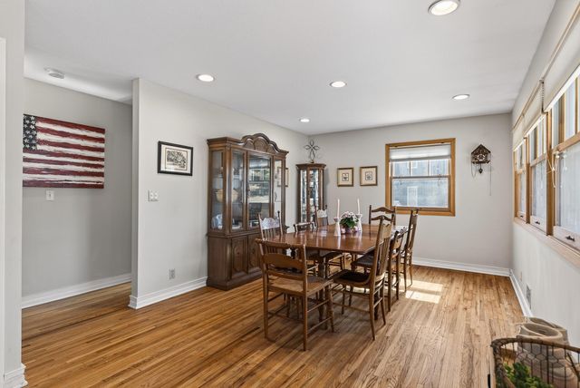 9091 W Staring Lane, Eden Prairie, MN 55347