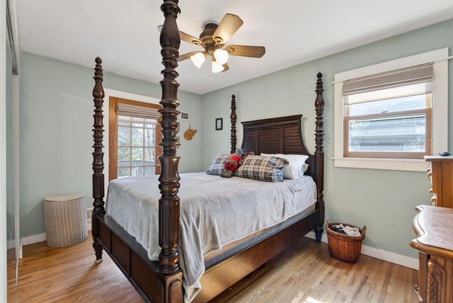 9091 W Staring Lane, Eden Prairie, MN 55347