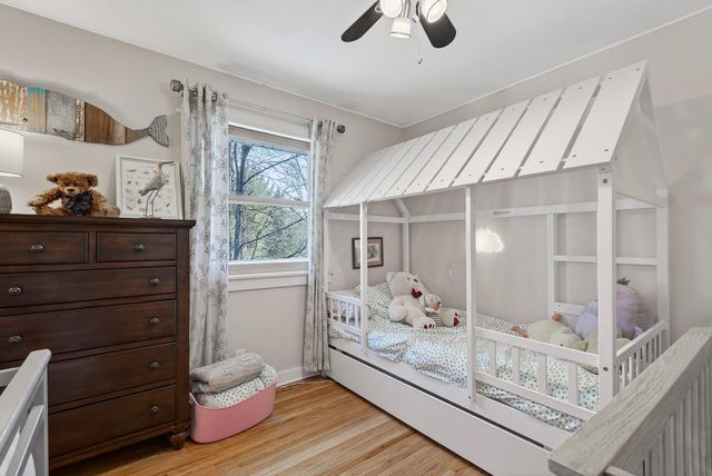 9091 W Staring Lane, Eden Prairie, MN 55347