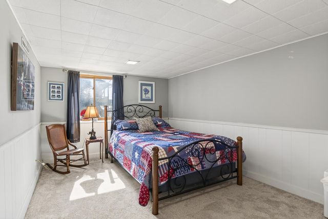 9091 W Staring Lane, Eden Prairie, MN 55347