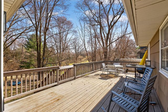 9091 W Staring Lane, Eden Prairie, MN 55347