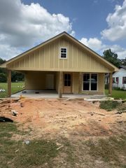 97 Gay Ave., Hattiesburg, MS 39401