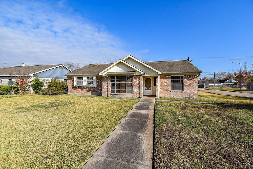 12102 Monticeto Lane, Meadows Place, TX 77477