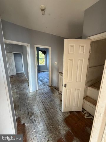 600 N GRANTLEY ST, Baltimore, MD 21229