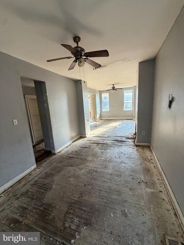 600 N GRANTLEY ST, Baltimore, MD 21229