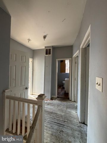 600 N GRANTLEY ST, Baltimore, MD 21229