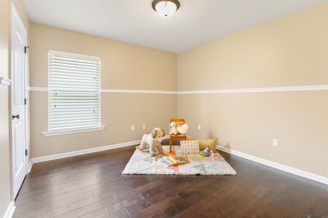 4848 Lois Dr, Zachary, LA 70791