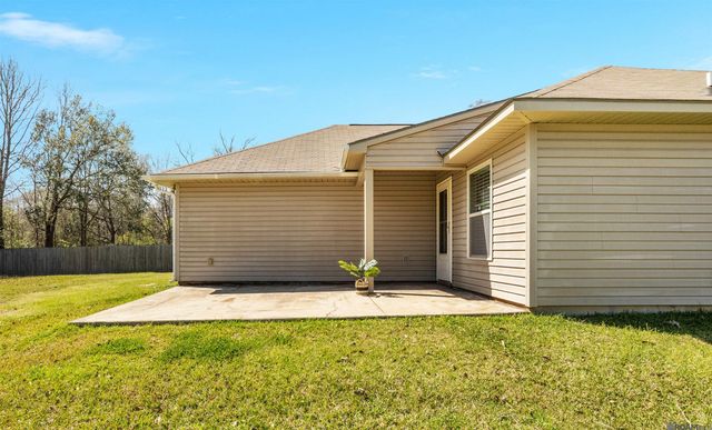 4848 Lois Dr, Zachary, LA 70791