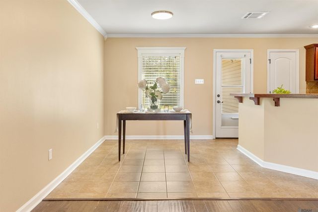 4848 Lois Dr, Zachary, LA 70791