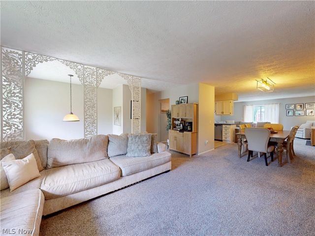 374 Union Street, Bedford, OH 44146