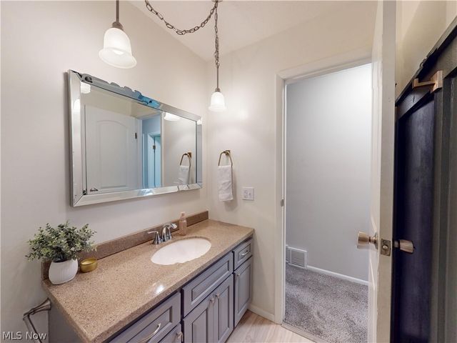 374 Union Street, Bedford, OH 44146