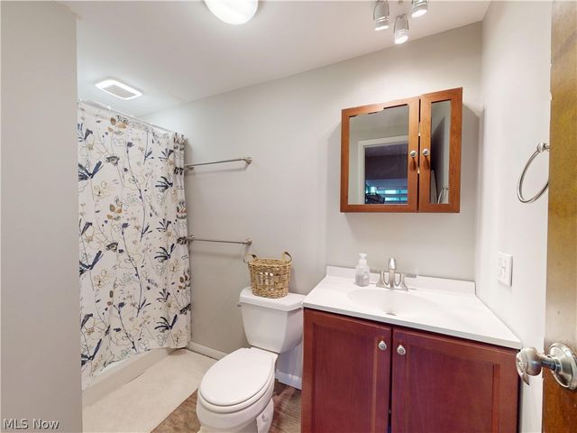 374 Union Street, Bedford, OH 44146