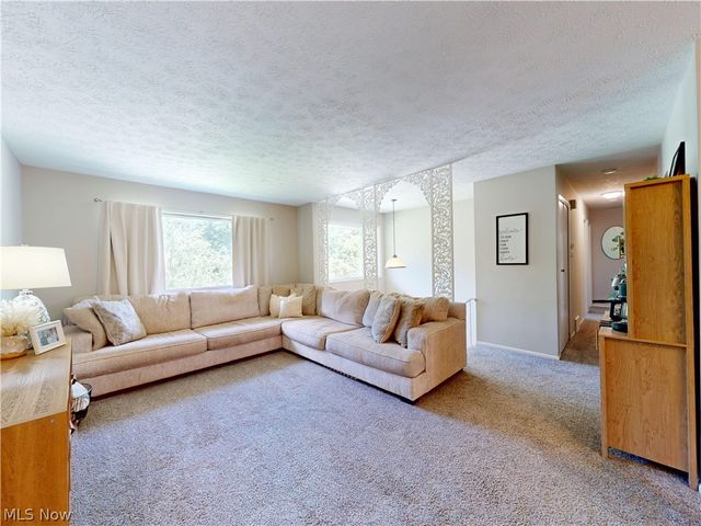 374 Union Street, Bedford, OH 44146