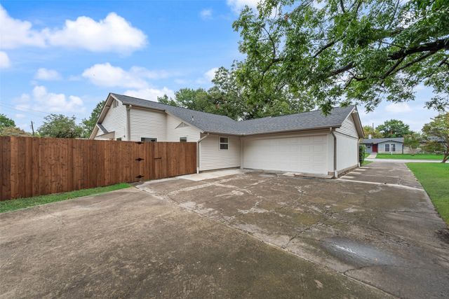 3431 Cloverdale Lane, Farmers Branch, TX 75234