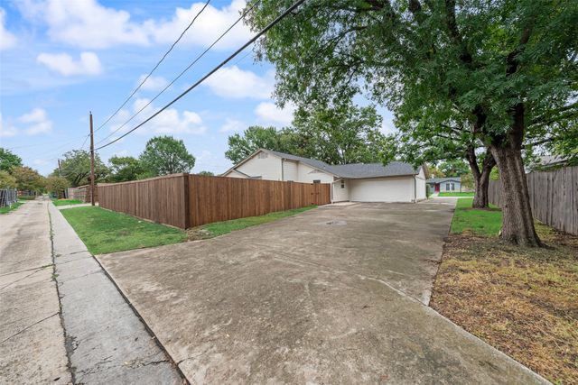 3431 Cloverdale Lane, Farmers Branch, TX 75234