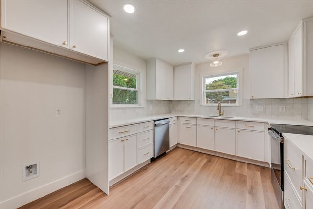 3431 Cloverdale Lane, Farmers Branch, TX 75234