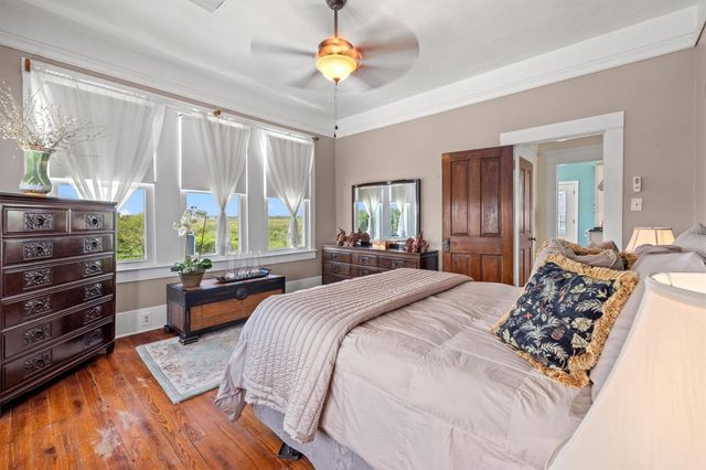 11724 Stewart Road, Galveston, TX 77554