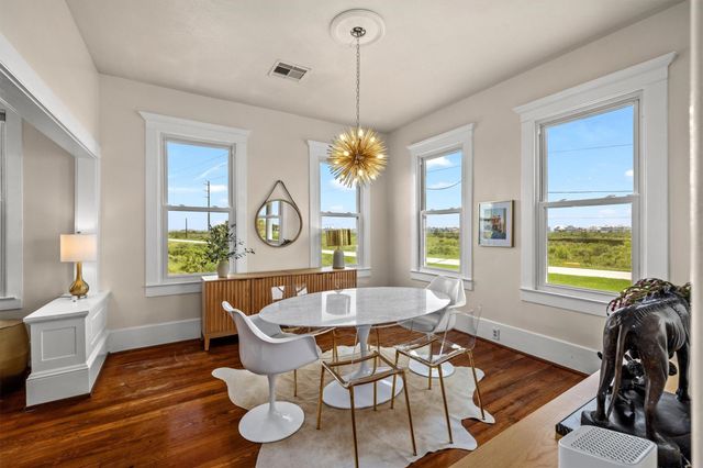 11724 Stewart Road, Galveston, TX 77554