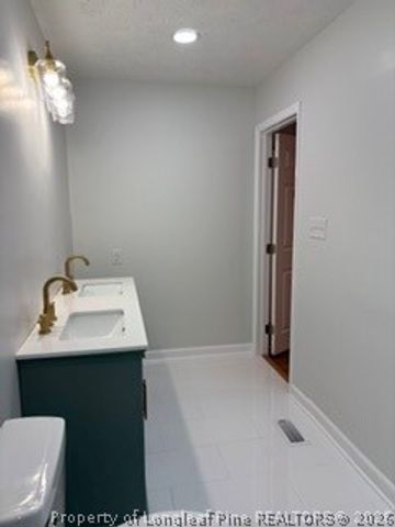 1607 SNEAD Avenue, Fayetteville, NC 28303