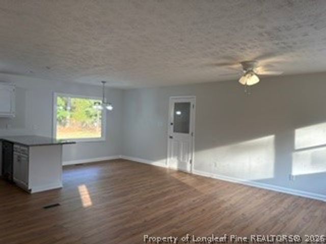 1607 SNEAD Avenue, Fayetteville, NC 28303