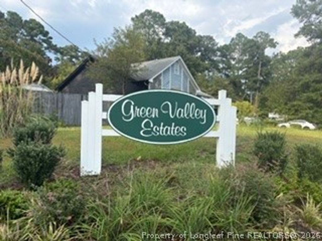 1607 SNEAD Avenue, Fayetteville, NC 28303 — exterior