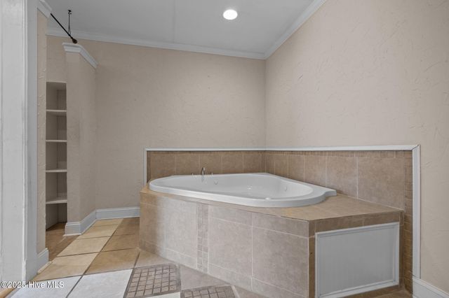 3704 Oxford Court, Morehead City, NC 28557