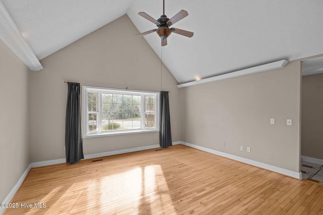 3704 Oxford Court, Morehead City, NC 28557