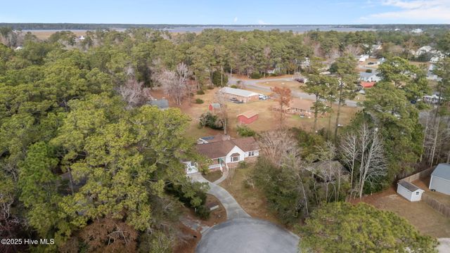 3704 Oxford Court, Morehead City, NC 28557