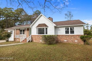 3704 Oxford Court, Morehead City, NC 28557