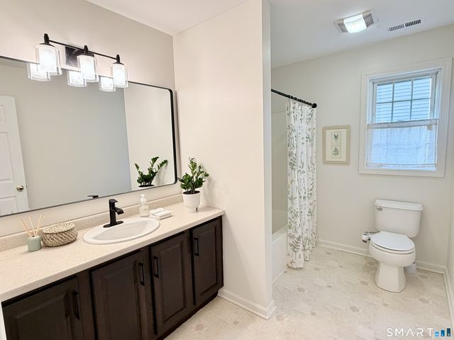 29 Sycamore Way 29, Wallingford, CT 06492