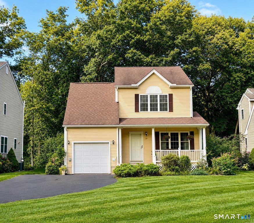 29 Sycamore Way 29, Wallingford, CT 06492