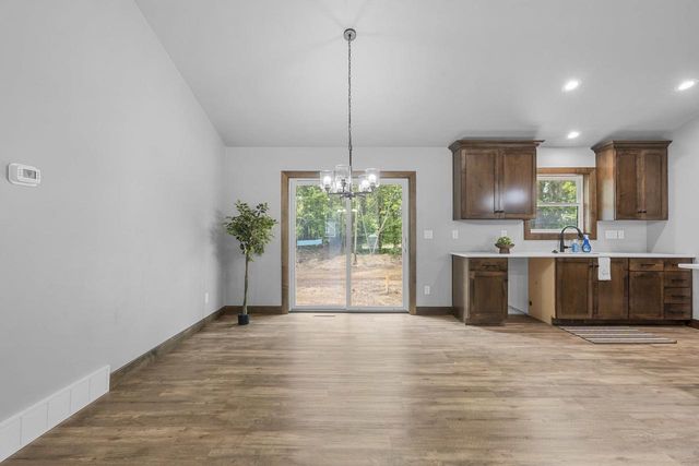 3141 HIGH COUNTRY COURT, Suamico, WI 54313