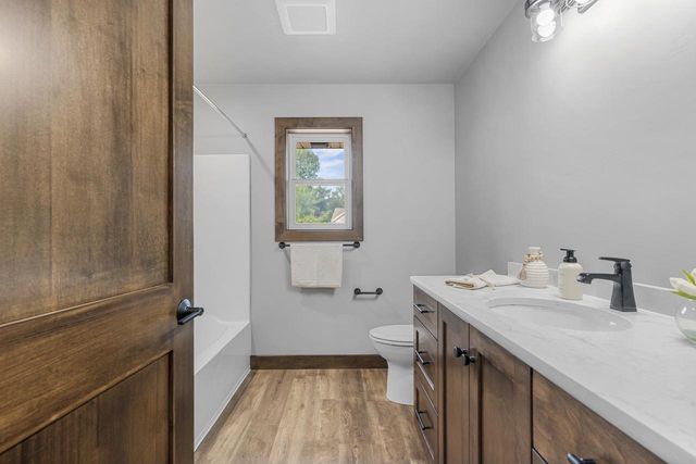 3141 HIGH COUNTRY COURT, Suamico, WI 54313