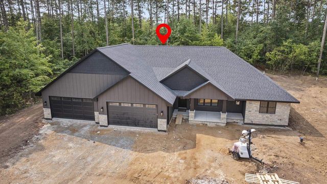 3141 HIGH COUNTRY COURT, Suamico, WI 54313