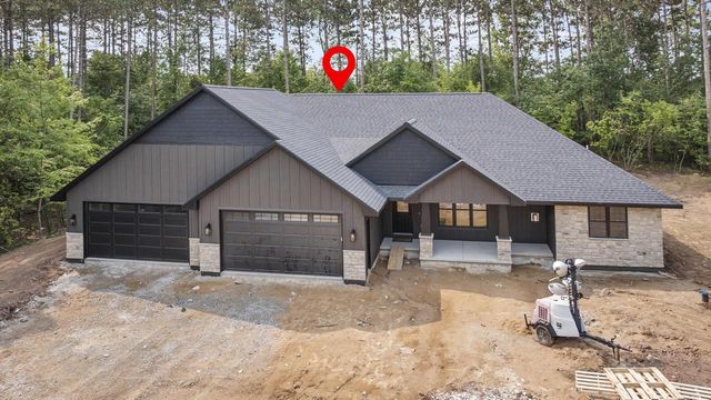 3141 HIGH COUNTRY COURT, Suamico, WI 54313