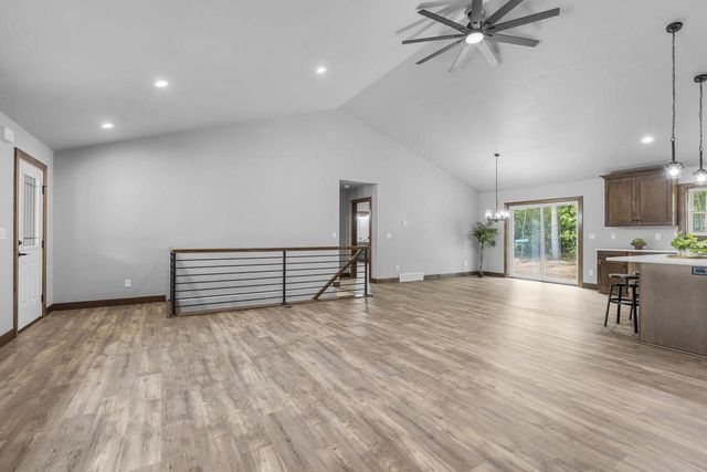 3141 HIGH COUNTRY COURT, Suamico, WI 54313