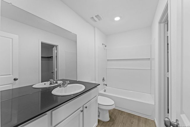 1007 LANDON RDG, San Antonio, TX 78245