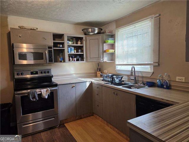 3838 Old Gordon Road NW, Atlanta, GA 30336