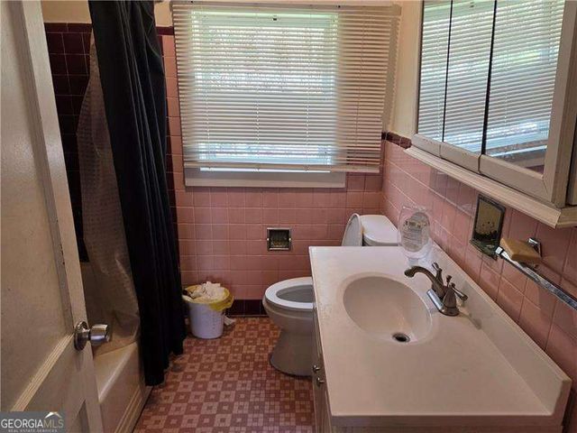 3838 Old Gordon Road NW, Atlanta, GA 30336