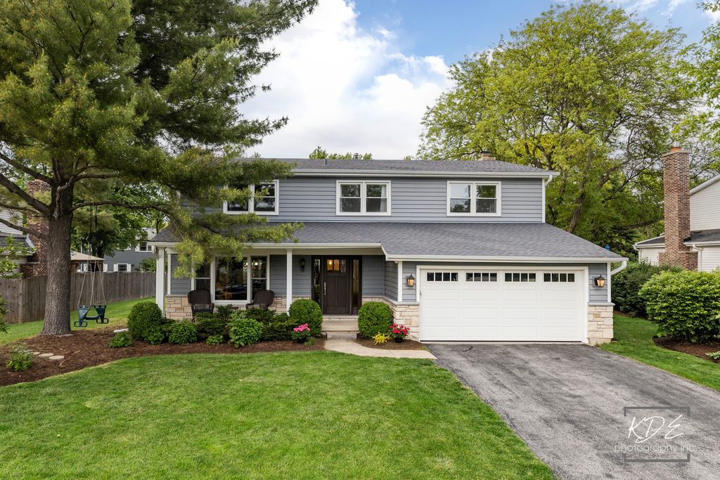 605 Hyde Park Lane, Naperville, IL 60565