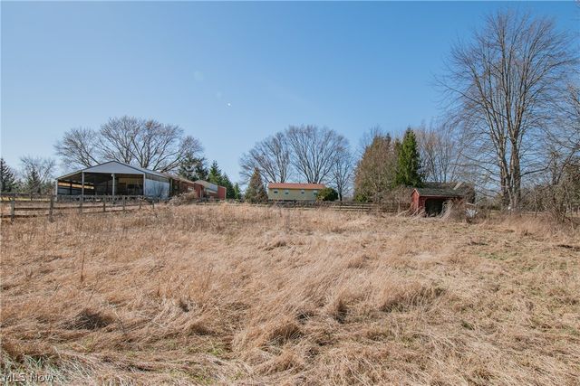 3686 Jones Road, Diamond, OH 44412