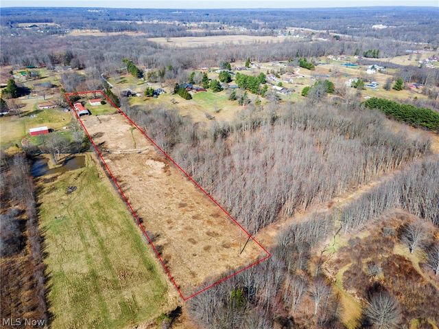 3686 Jones Road, Diamond, OH 44412