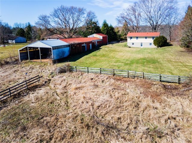 3686 Jones Road, Diamond, OH 44412