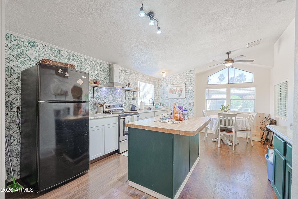 Image 15 of property listing at 6227 N Litchfield Road 47, Litchfield Park, AZ 85340