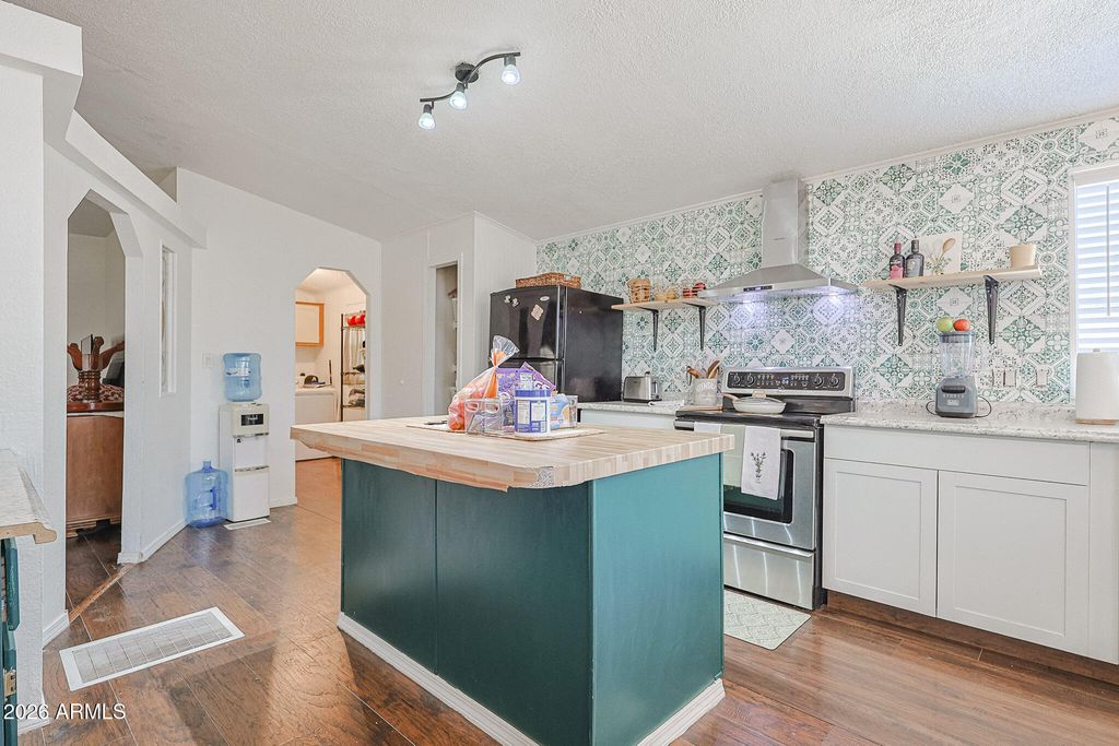 Image 17 of property listing at 6227 N Litchfield Road 47, Litchfield Park, AZ 85340