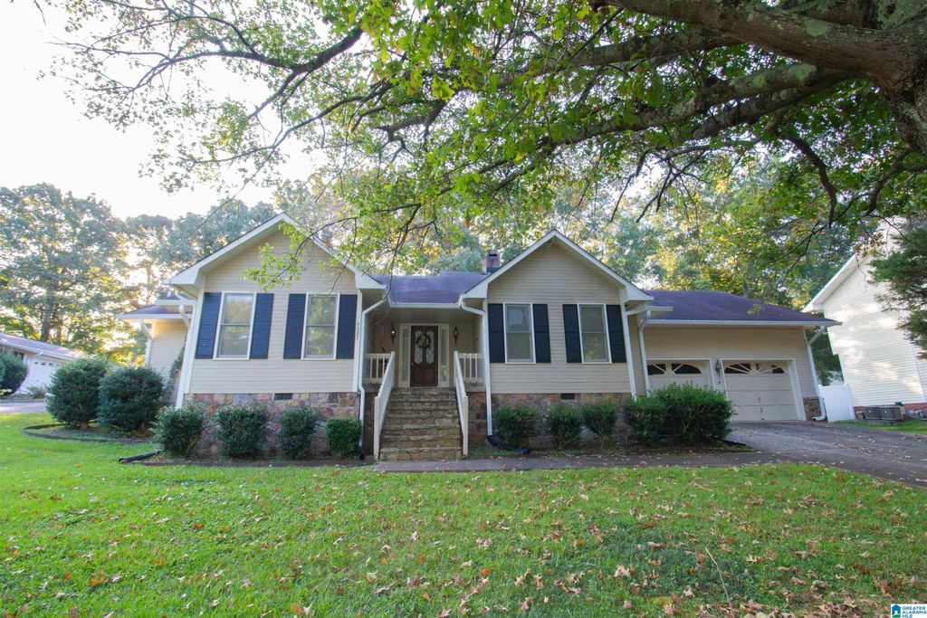 4027 FOREST LANE, Oxford, AL 36203