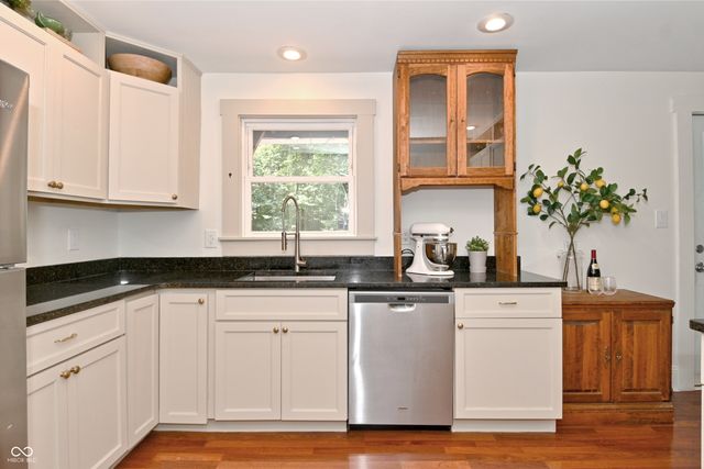 4806 Winthrop Avenue, Indianapolis, IN 46205