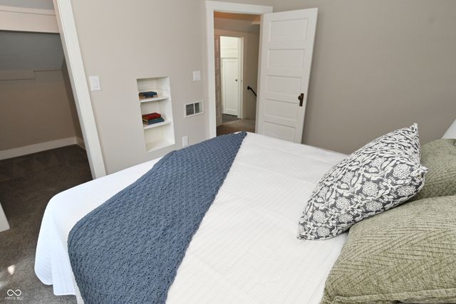 4806 Winthrop Avenue, Indianapolis, IN 46205