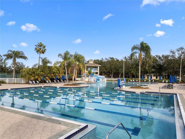 18117 PARADISE POINT DRIVE, Tampa, FL 33647