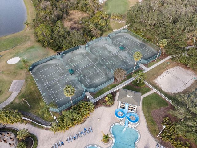 18117 PARADISE POINT DRIVE, Tampa, FL 33647